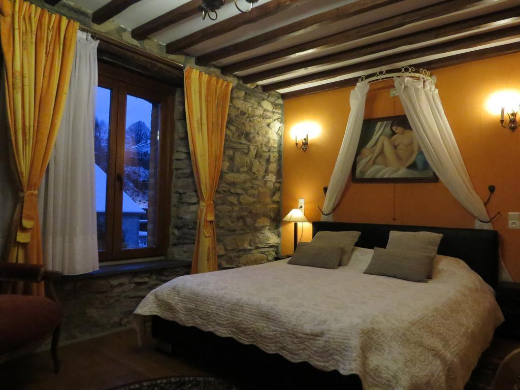 B&B Nord Sud Salmchateau Room photo
